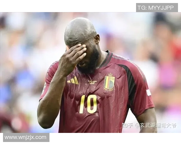 足球明星化身大爷的搞笑瞬间揭秘你绝对想不到的趣味故事